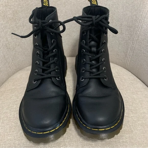 Dr Martens 1460 Women’s Smooth leather Lace-Up Boots - Picture 1 of 6